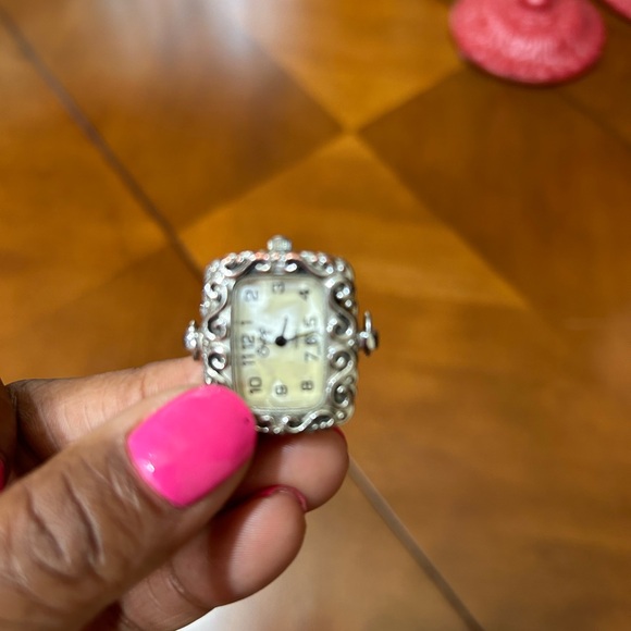 To watch faces and two beaded bracelets bands - Picture 5 of 16